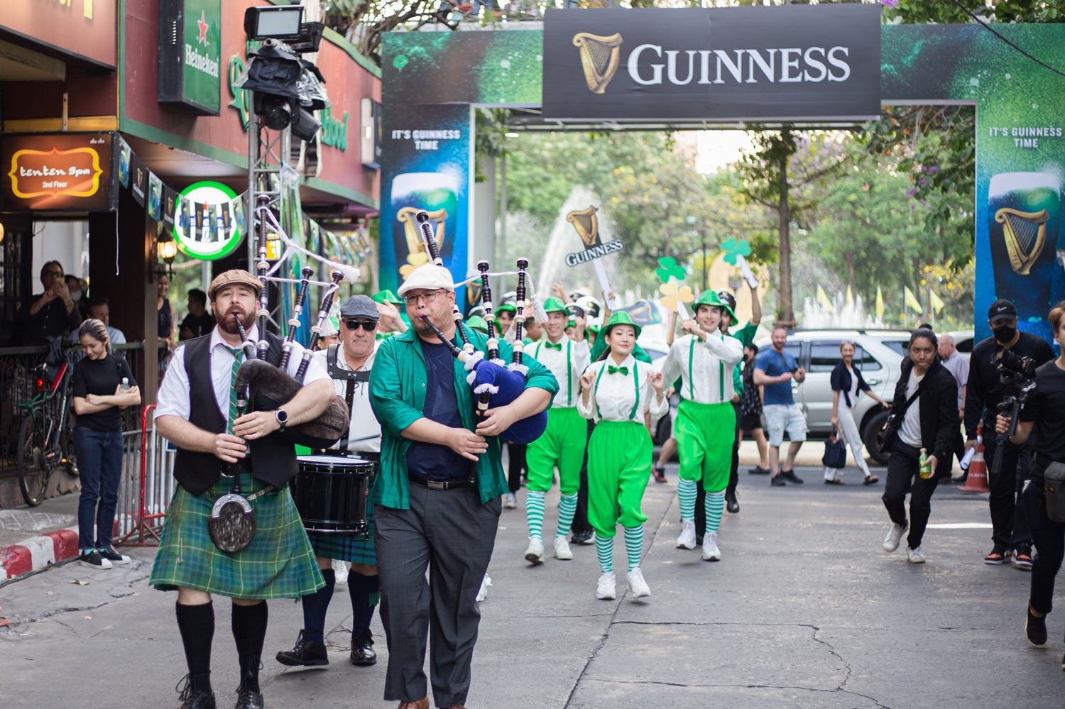 Guinness ѹԪǧȡ “St.Patrick’s Day” ºҡȡͧѹҵԢͧٹԵԪ㨡ҧҹآԷ